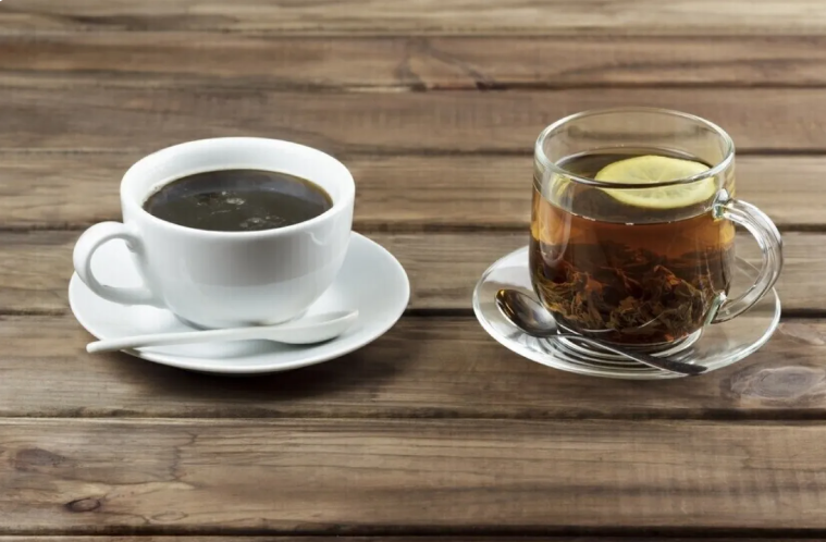 باحثون يربطون بين الكافيين وإبطاء شيخوخة الدماغ