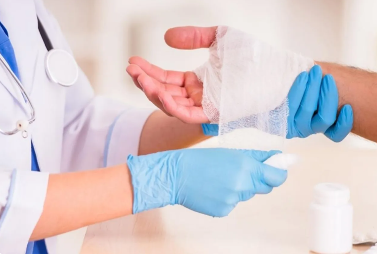 التدخلات المنقذة للحياة في حوادث الإصابات الجماعية