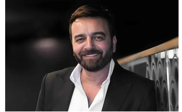 سامر المصري يغني شارة "ما اختلفنا 3"