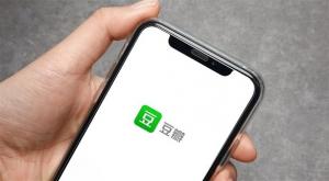 الصين ترفع 106 تطبيق من متاجر التطبيقات الالكترونية بسبب الانتهاكات